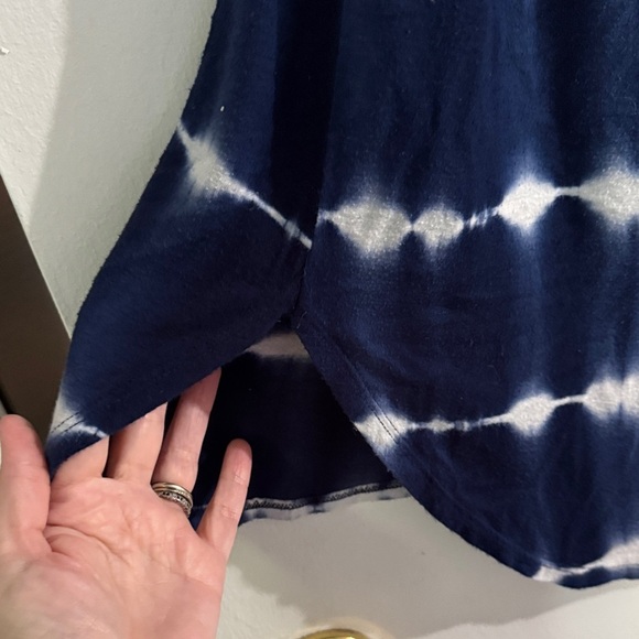 Navy Tie-Dye V-Neck Women's Top - Picture 4 of 4